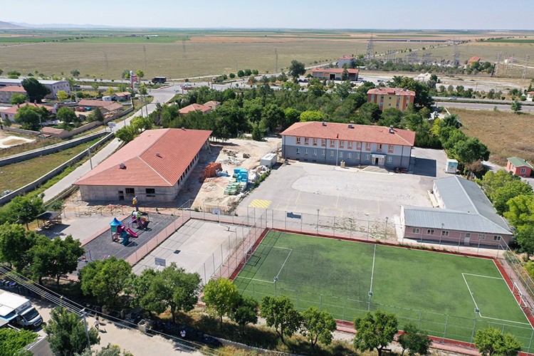 Karatay'daki eğitim yatırımları hız kesmiyor