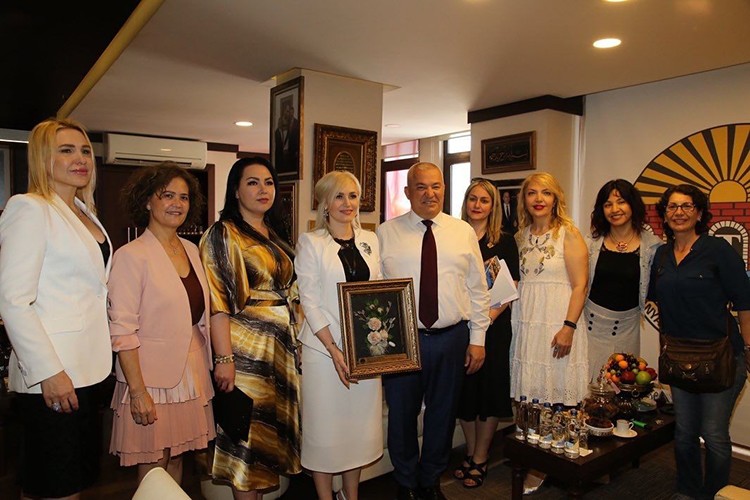 İş dünyasında kadın kongresi başladı