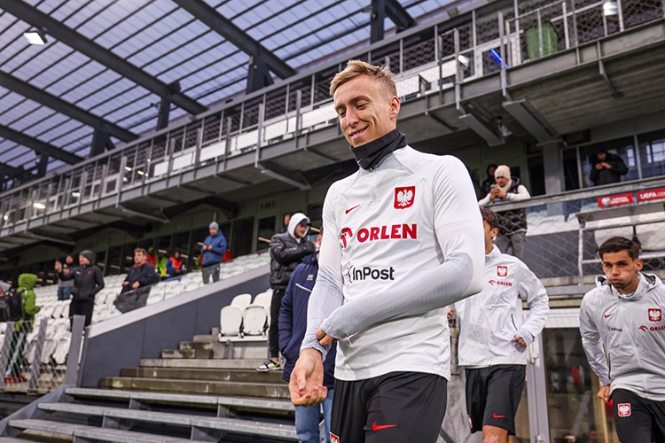 Adam Buksa'dan dikkat çeken performans ilham veren öykü