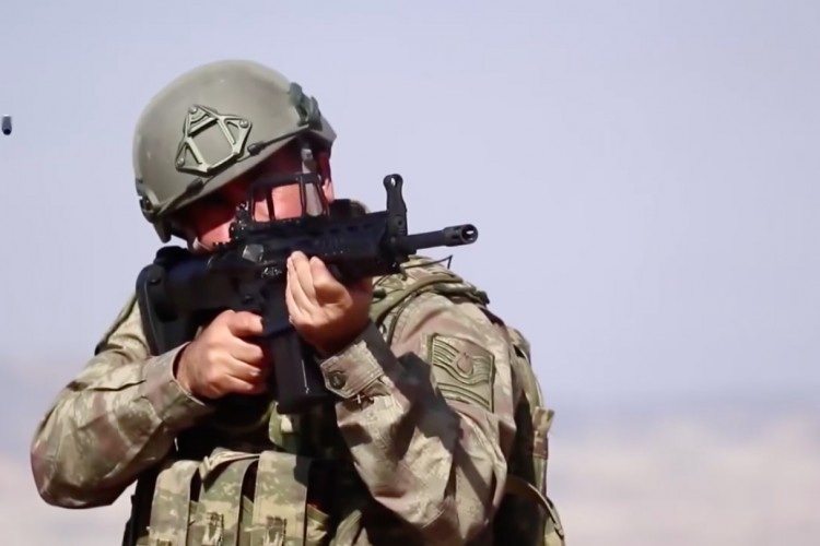 Hafifleyen Milli Piyade Tüfeği göreve hazır