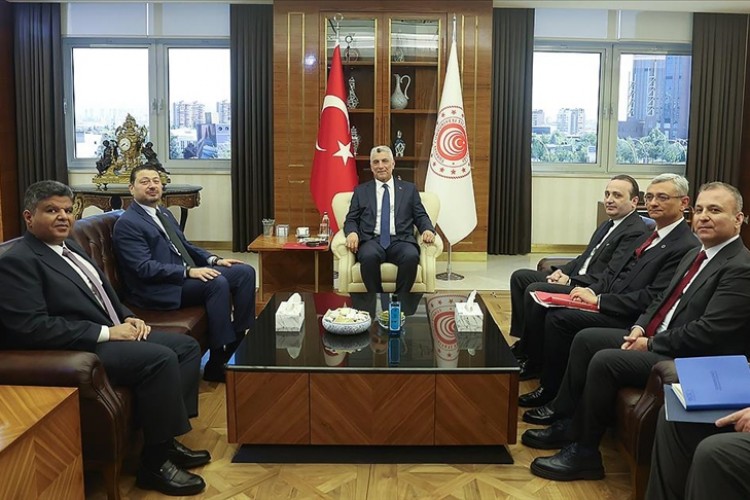 Bakan Bolat: Suudi Arabistan ile ticaret hacmimizin artırılması ve karşılıklı yatırımların teşviki üzerine yoğunlaştık