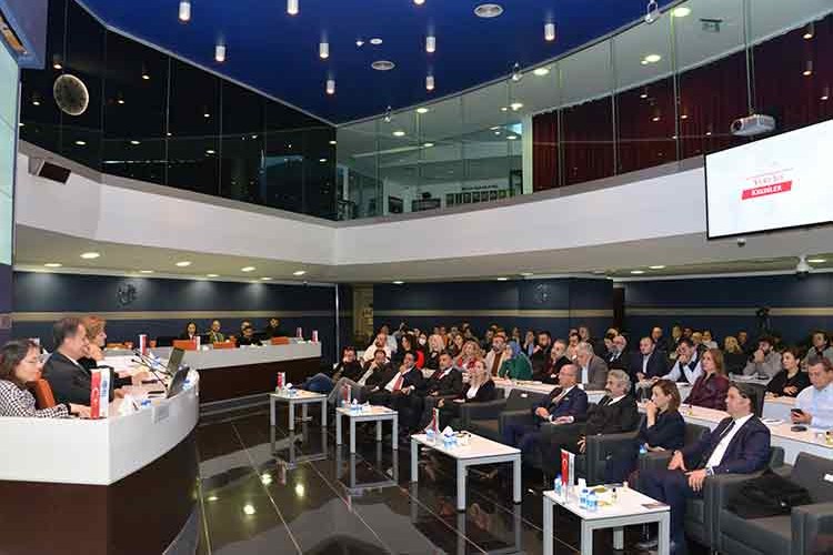 ASO'da sanayicilere ihracat kredi ve sigorta programları tanıtıldı