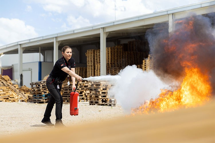 Yangında ilk 180 saniye çok önemli.