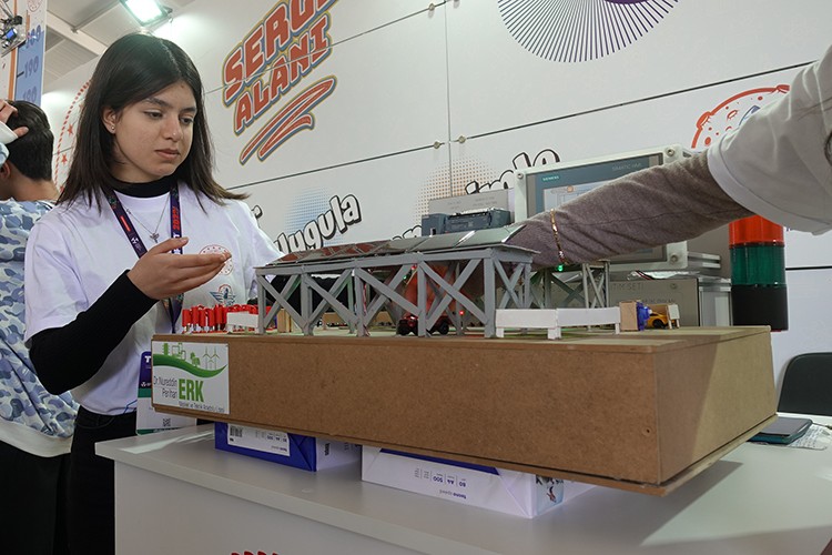 Yenilenebilir enerjili otopark projesi "Gespark"