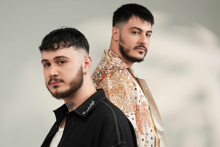 Semicenk ve Doğu Swan yeniden