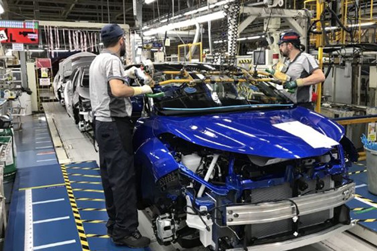 Otomotiv üretemi yüzde 28.3 azaldı