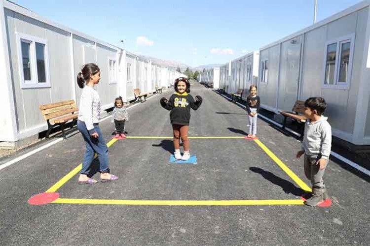 Konteyner kentte yaşam başladı