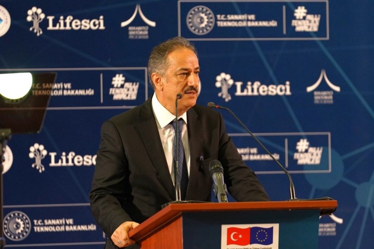 Boğaziçi Üniversitesi Rektörü Prof. Dr. Naci İnci: