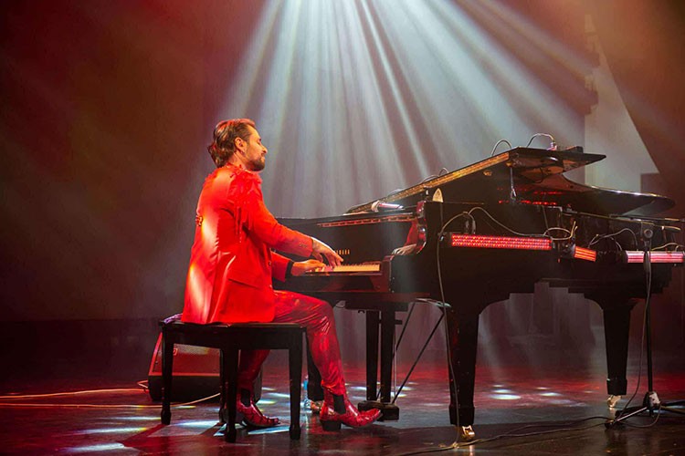 Kalbinize dokunan eşsiz bir gösteri