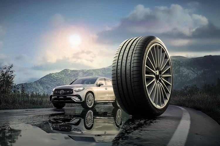 Petlas'tan 50'nci yıla özel otomobil kazandıran kampanya