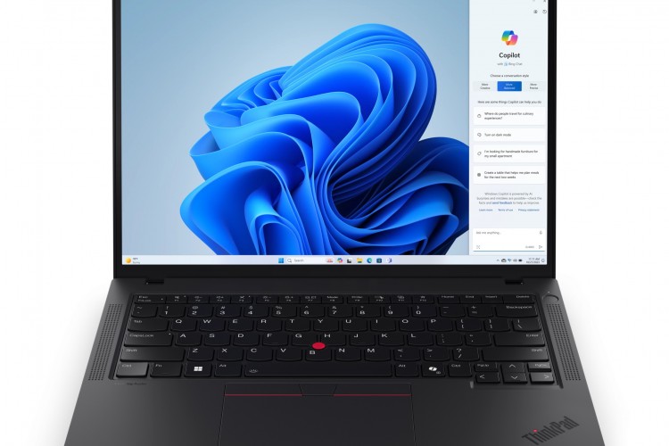 Lenovo, ThinkPad P14s Gen 5 Mobil İş İstasyonunu Duyurdu