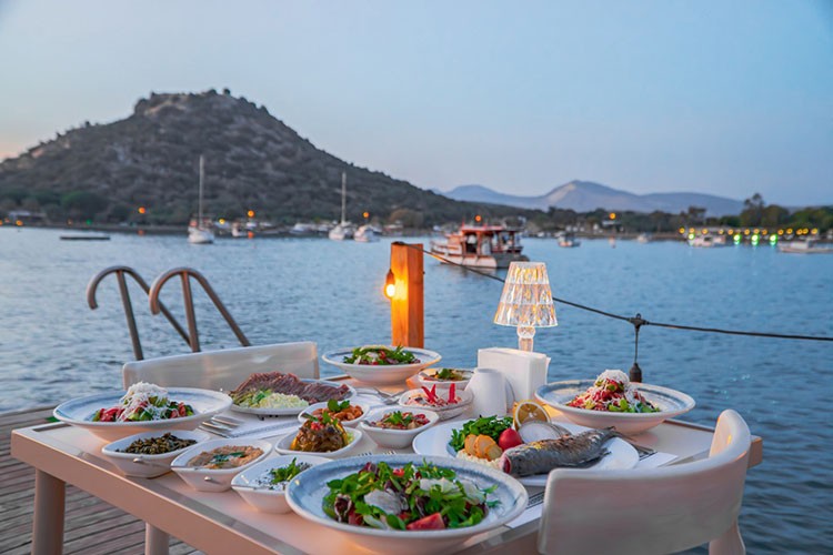 Çeşme'de uygun fiyatlı tatilin adresi