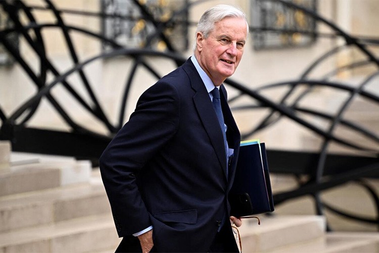 Fransa'daki siyasi kriz finansal piyasaları endişelendiriyor