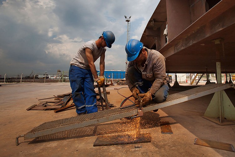 Reel sektör güveni yükseldi