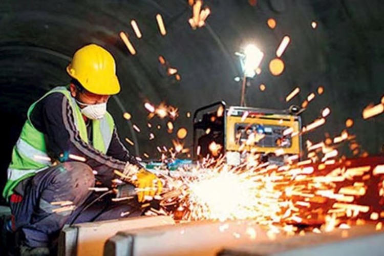 Kapasite kullanımı şubatta geriledi