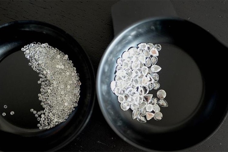 Kıymetli madenler piyasada büyüyor