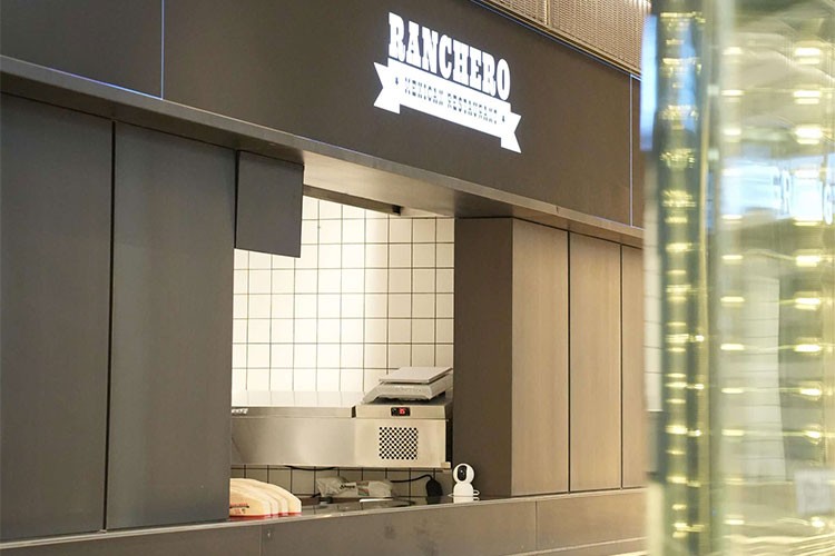 Ranchero Corner, Zorlu PSM'de Açıldı!