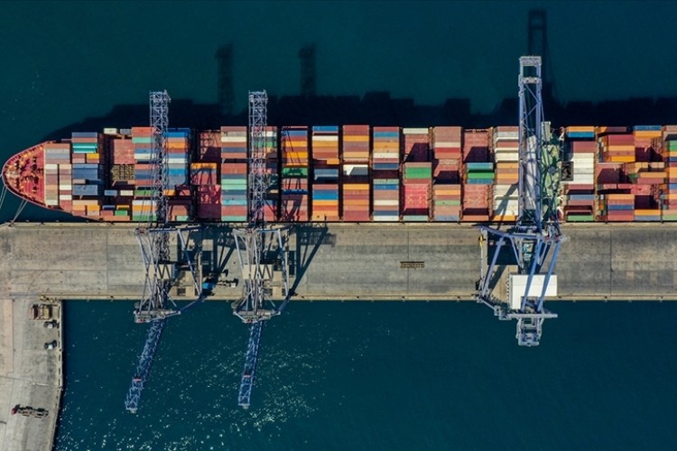 İstanbul İhracatçı Birliklerinden yılın ilk 4 ayında 3,9 milyar dolarlık ihracat