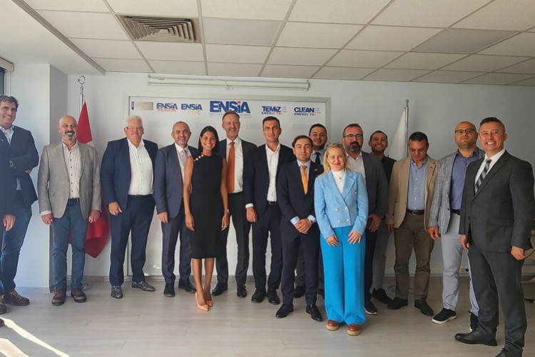 Türkiye ve Hollanda temiz enerjide işbirliğine hazır