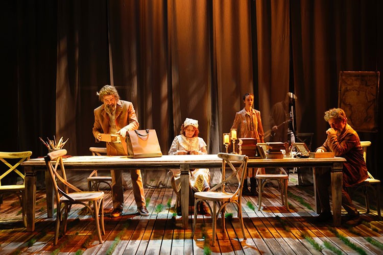 Vanya Dayı, Üsküdar'da Seyirciyle Buluştu