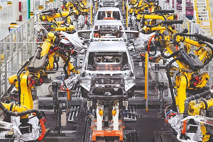 Ocak'ta üretim yüzde 3 azaldı, ihracat yüzde 4 arttı