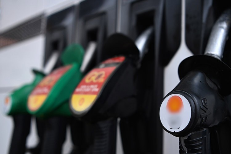 İngiltere'de akaryakıt fiyatları zirvede