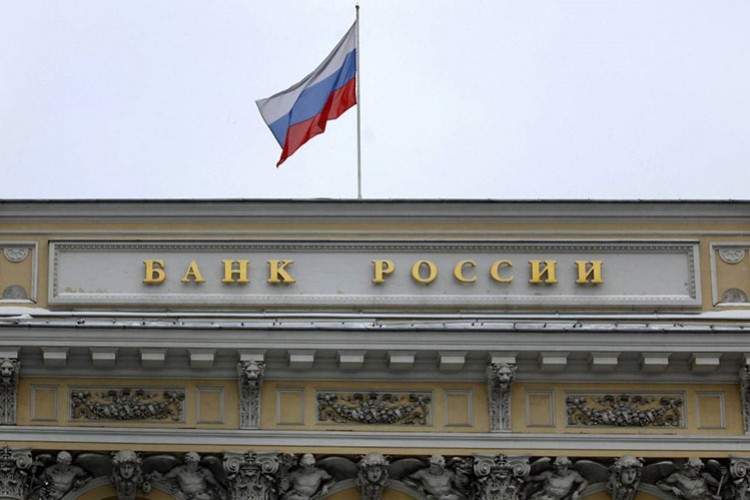 Rusya faizi düşük düzeyde bıraktı