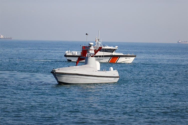 Mersin'de geliştirilen insansız deniz aracı OKHAN tanıtıldı