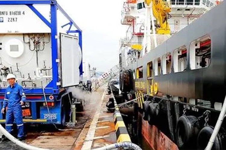 Haltbakk Bunkers Amerikan gemilerine yakıt ikmali yapmayacak