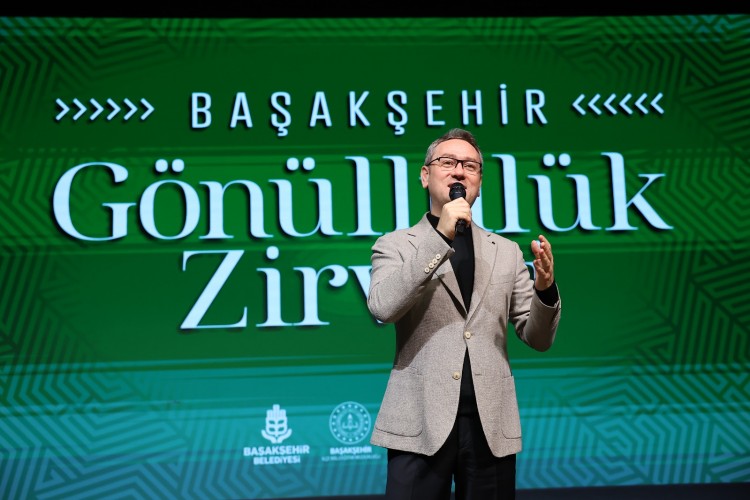 BAŞAKŞEHİR'DE GÖNÜLLÜLÜK ZİRVESİ DÜZENLENDİ