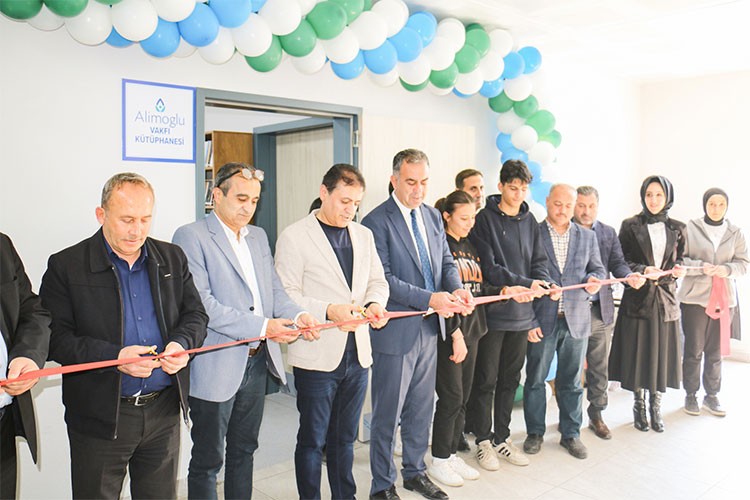 Alimoğlu Vakfı Kütüphanesi'nin dördüncüsü Kahramanmaraş'ta açıldı!