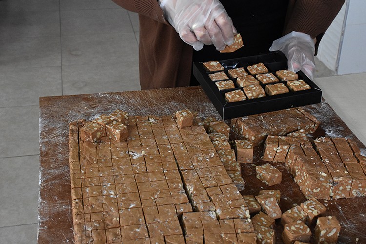 Kabataş helvası Ordulu kadınlara gelir kapısı oldu