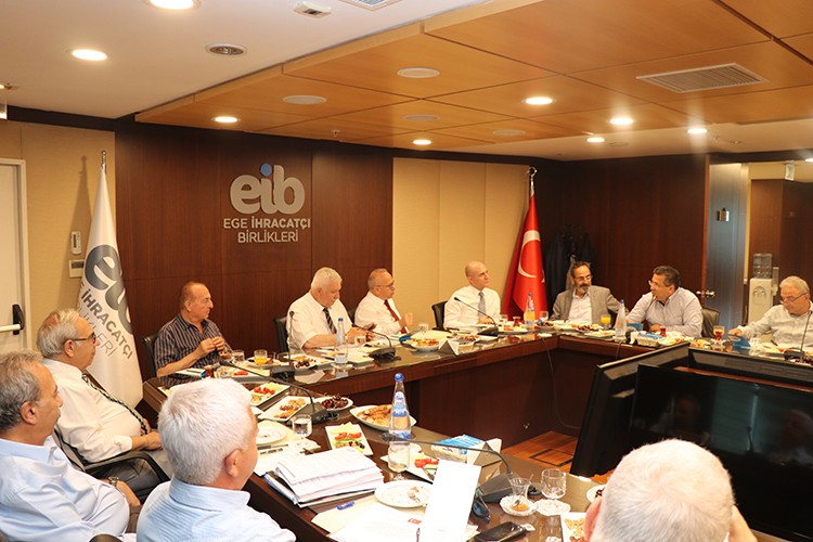 Madencilik SOS veriyor