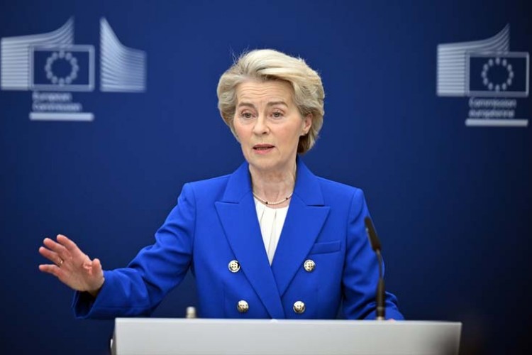 AB'den Ukrayna'ya 6,1 milyar avro savunma desteği