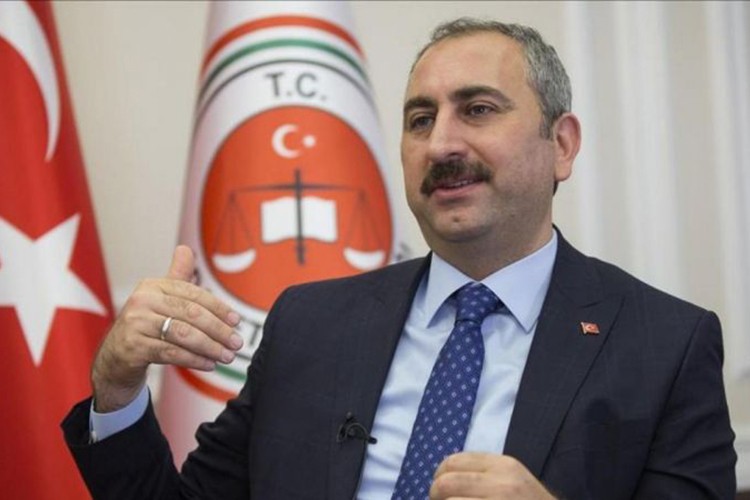 Adalet Bakanlığı'na Gül'ün yerine Bozdağ atandı