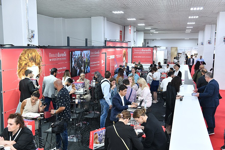 600'ün üzerinde profesyonel satın almacıyı ağırladı