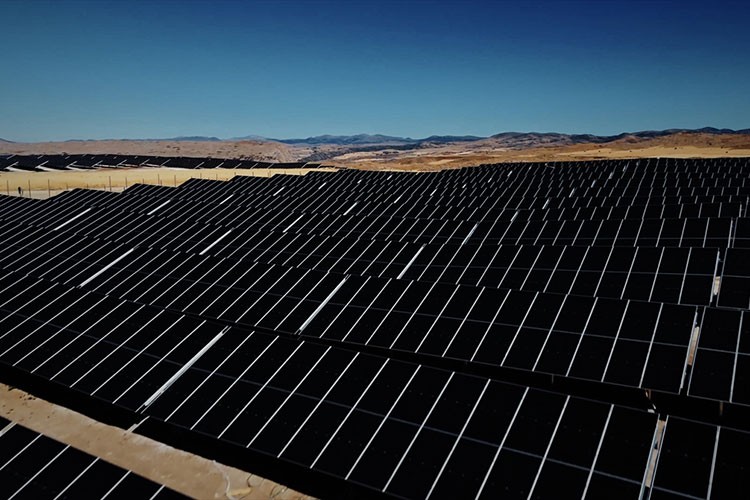 Temiz enerji rotasında Türk Telekom'dan 530 MWp'lık yatırım