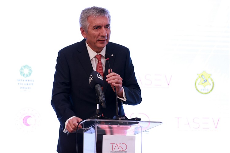 "Ticari kredi maliyetlerinde gözle görülür gerileme var"