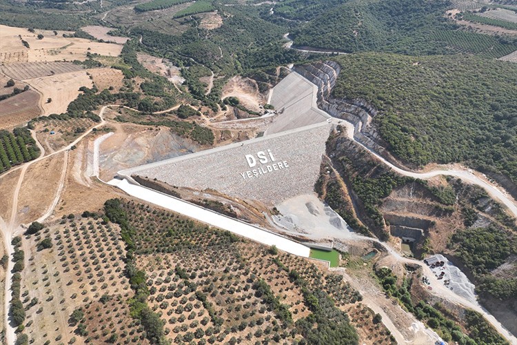 Yeşildere Barajı su tutmaya başladı