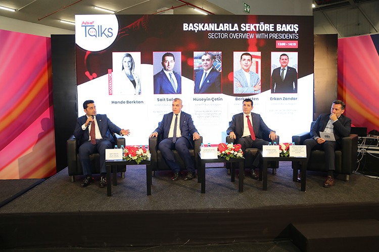 Ayakkabı yan sanayiine ceket artık dar geliyor