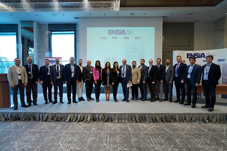 Ve ENSİA dalya dedi