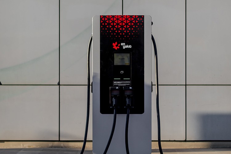 En Yakıt zirveye oynuyor