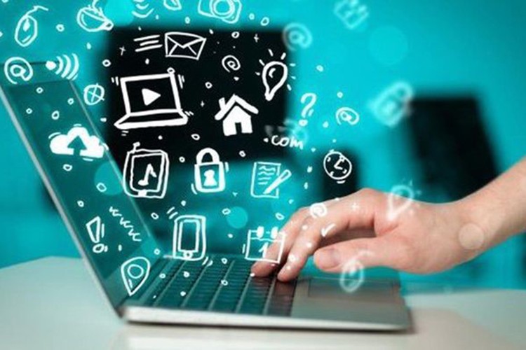 İnternet erişimine sahip girişimlerin yüzde 93,6'sı sabit hat bağlantısı kullandı