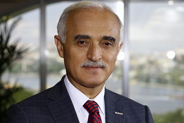 İran'a ticaret atağı