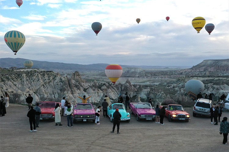 Kapadokya'da turist sayısı geçen yıla kıyasla arttı