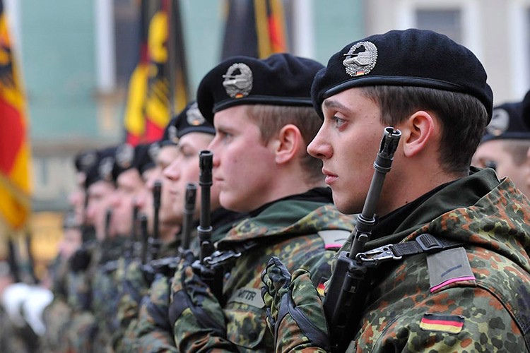 Savunma bütçesine red!..