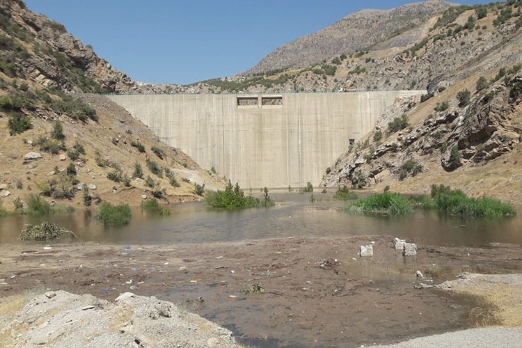 İki barajda su tutma ve depolama işlemleri başladı