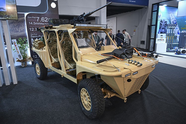 Ultra hafif tekerlekli taktik araca yoğun ilgi