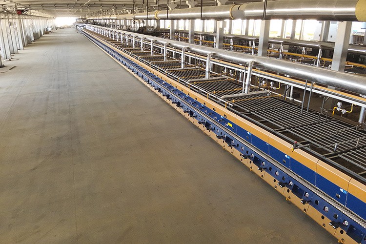 Dünyanın En Uzun Slab Fırını Ateşlendi