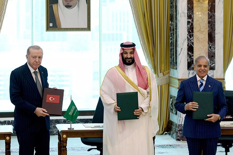S. Arabistan, Pakistan ve Türkiye'den savunma anlaşması